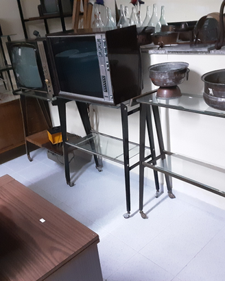 Carrello porta televisione"vintage"