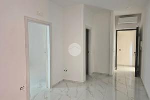 2 LOCALI A CASALNUOVO DI NAPOLI