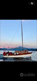 barca motorsailer in legno