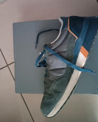 scarpe sportive 