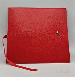 Porta documenti in pelle Ferrari – Rossa