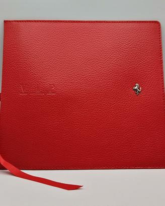Porta documenti in pelle Ferrari – Rossa