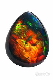 Opale Nero Naturale 13,39 ct – Certificato IGI