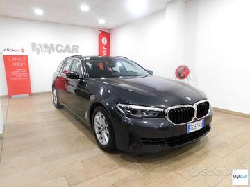 BMW - Serie 5 Touring - 520d 48V xDrive Business a