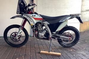 Ajp pr7 650 adventure 4000km