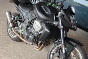 kawasaki Z750 