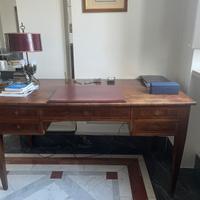 Scrivania antiquariato 800