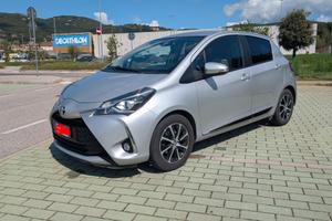 TOYOTA YARIS 1.0 Active neopatentati