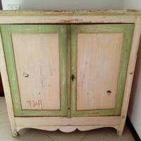 credenza il legno laccato