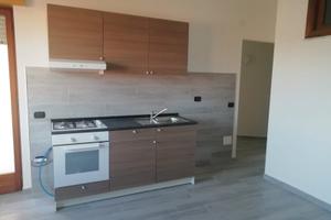 Bilocali e trilocali arredati zona aversa viale eu