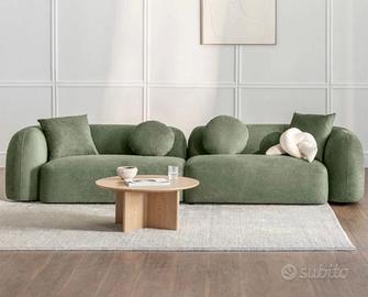 Divano nuovo ancora imballato