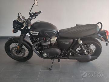Triumph Bonneville T100 black