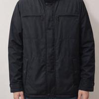 Giubbotto uomo nero elegante con zip e bottoni – t