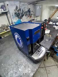 macchina caffe con gettoniera 