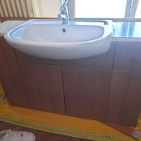 Mobile bagno con specchio