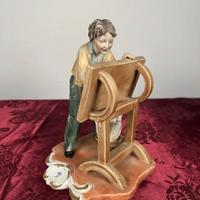 Scultura In Capodimonte Rappresentante Geometra Al