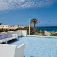 Fronte mare Lido Valderice con 7 posti letto