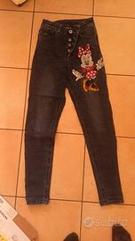 jeans elasticizzati vita alta con MInnie