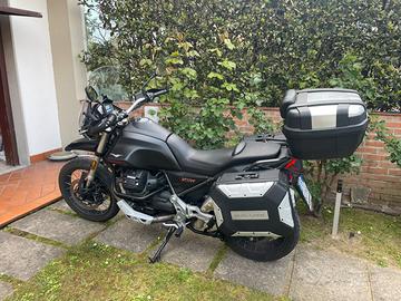 Moto Guzzi v 85 tt 2023
