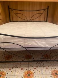Letto matrimoniale