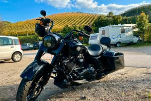 Harley-Davidson Road King Special