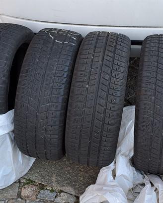 4 gomme della neve 185/55  R15 usate al 60%