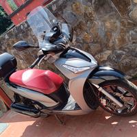 Kymco People 300