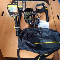 Metal detector GT1000