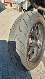 gomme moto