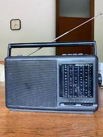 RADIO GRUNDIG MUSIC BOY 175