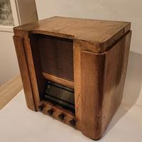 Radio antica Magnadyne degli anni '30