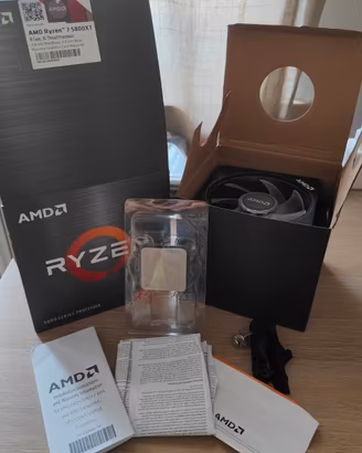 Ryzen 7 5800 XT 5GHz in boost + dissipatore RGB