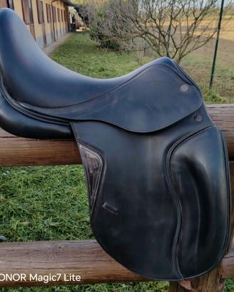 SELLA DA DRESSAGEin