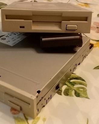 Lettori floppy disk compatibili Amiga