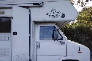 C. E.R.C. O. CAMPER