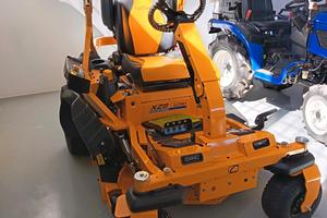 Trattorino tagliaerba Cub Cadet XZ8 s 122 Zero Tur