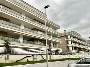 BILOCALE ALL'INTERNO DEL DREAM VILLAGE, STRADA DEL