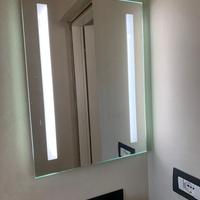 Specchio da bagno LED Meykoers 45x60 cm