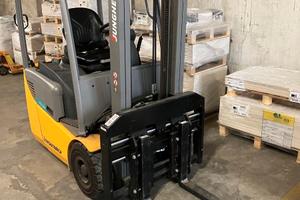 CARRELLO ELEVATORE JUNGHEINRICH EFG 110K