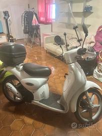 Scarabeo 50