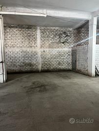 Posto coperto Auto+Moto , SUV/furgone Ottavia