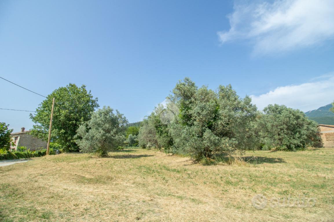 TER. RESIDENZIALE A CASPERIA - Vista 2