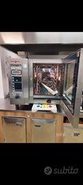 Forno RATIONAL professionale autopulente