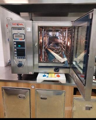 Forno RATIONAL professionale autopulente