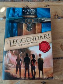 libro  " i leggendari"  NUOVO 