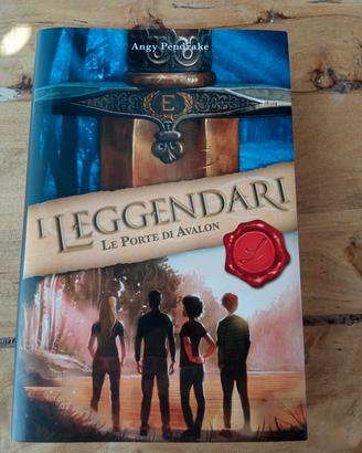 libro  " i leggendari"  NUOVO 