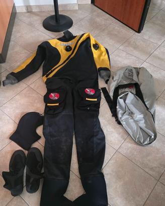 Muta Stagna Trilaminato Dive System usata