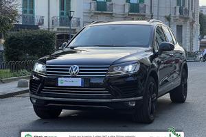 VOLKSWAGEN Touareg 3.0 TDI 204 CV tiptronic BlueMo