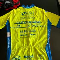 Stock di Completi da ciclismo