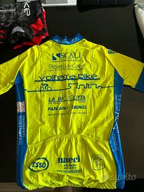 Stock di Completi da ciclismo